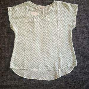 Charming Charlie hi-low Blouse